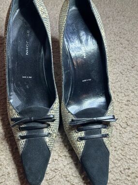 St. John Black & Tan Snakeskin-Print Pointed-Toe Pumps